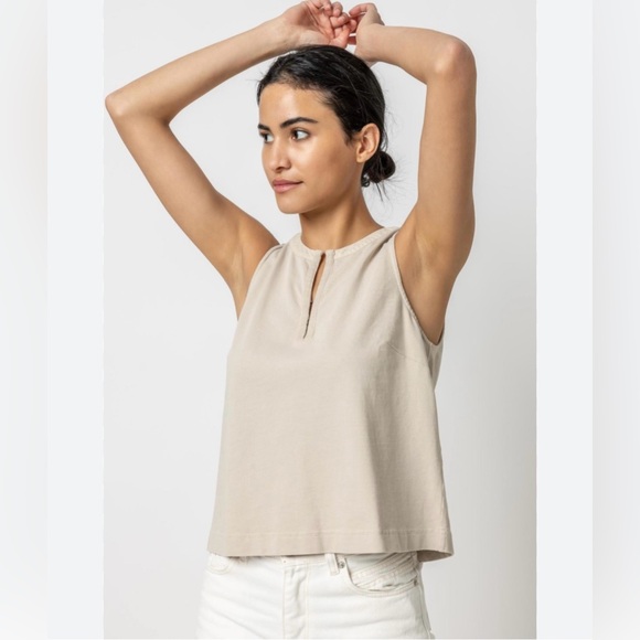 Lilla P Hook & Eye Sleeveless Women's Top in Pebble size Medium - Picture 1 of 8